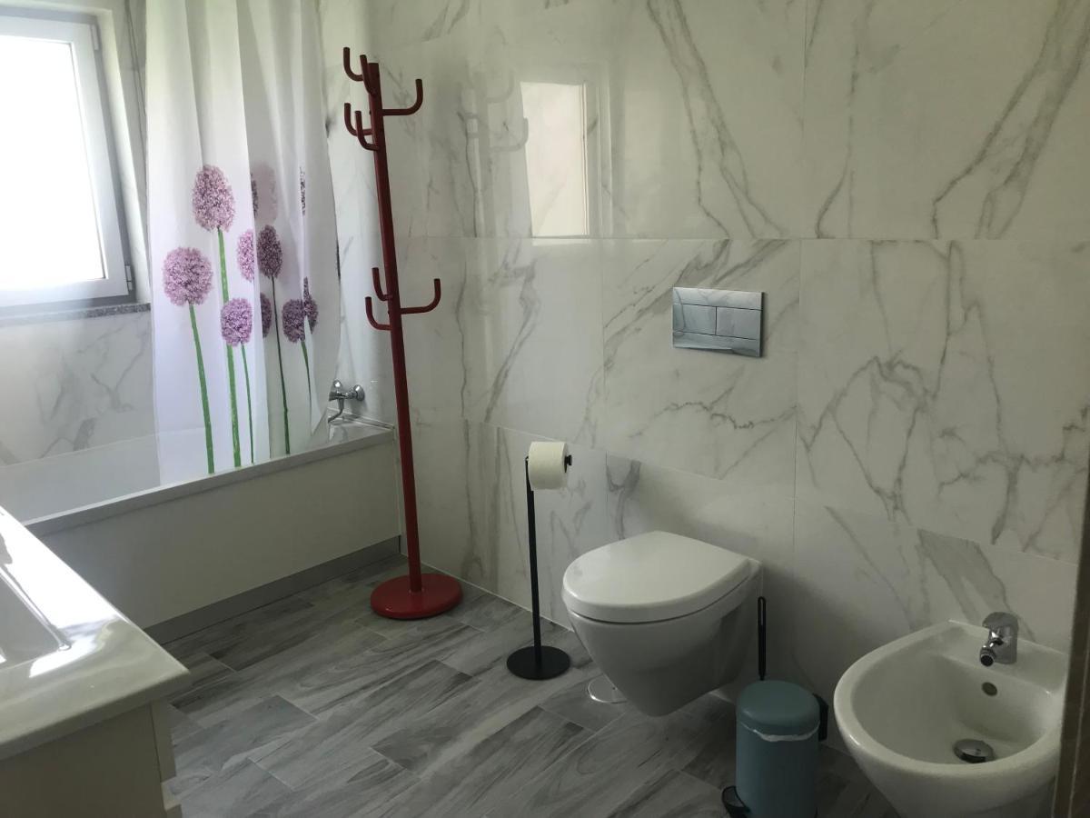 Peralux Hotell Exteriör bild