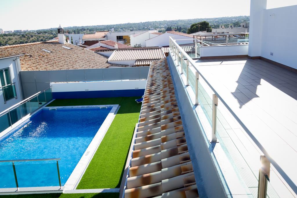 Peralux Hotell Exteriör bild