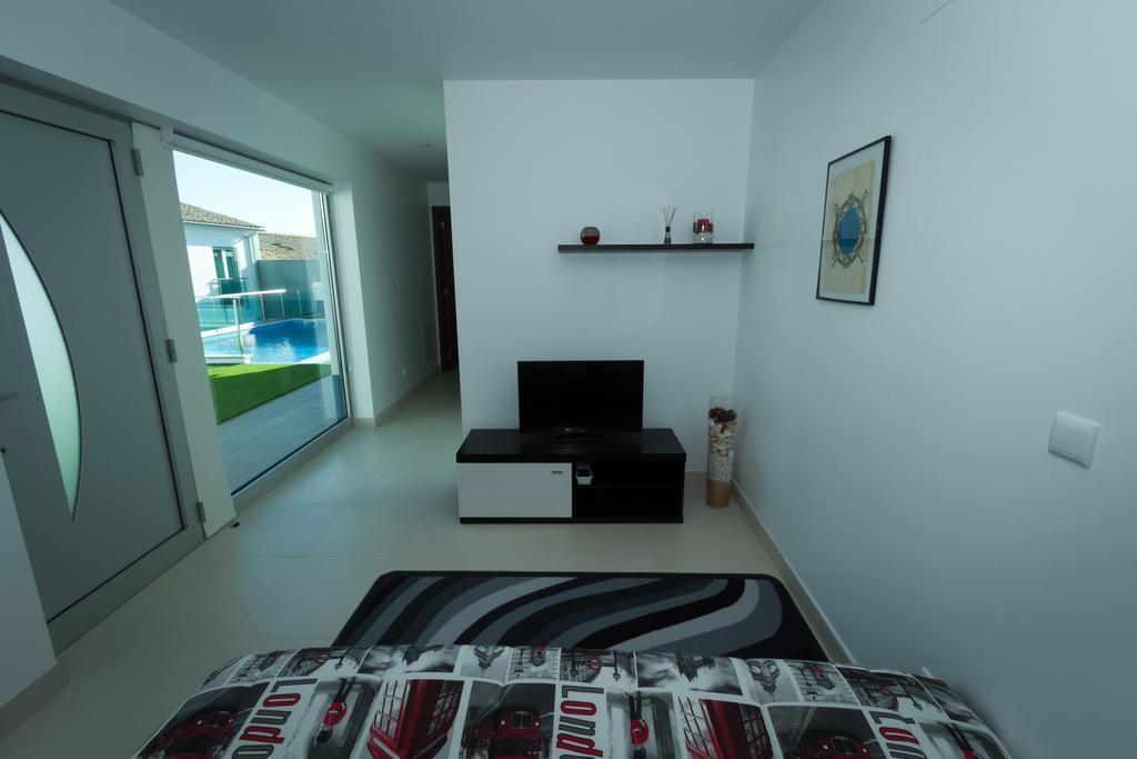 Peralux Hotell Exteriör bild